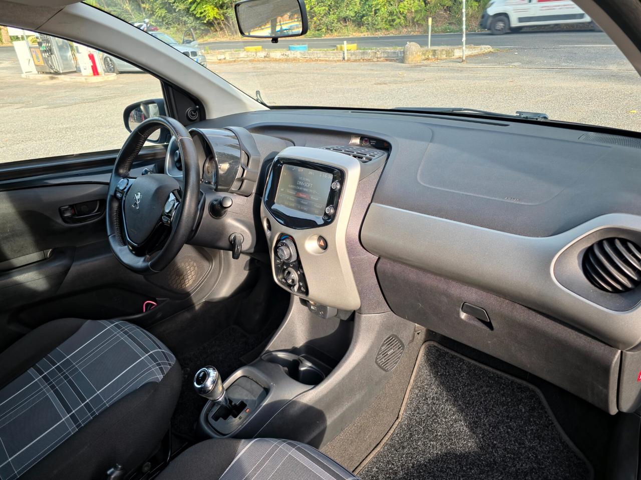 Peugeot 108 VTi 68 ETG 5 porte Allure E6B Automatica NEO 2016