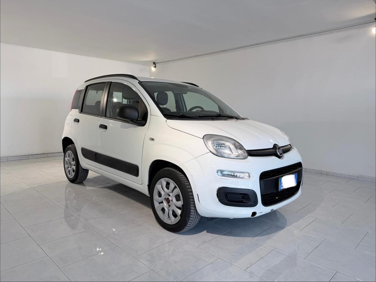 FIAT PANDA 2014 LOUNGE PER NEOPATENTATI