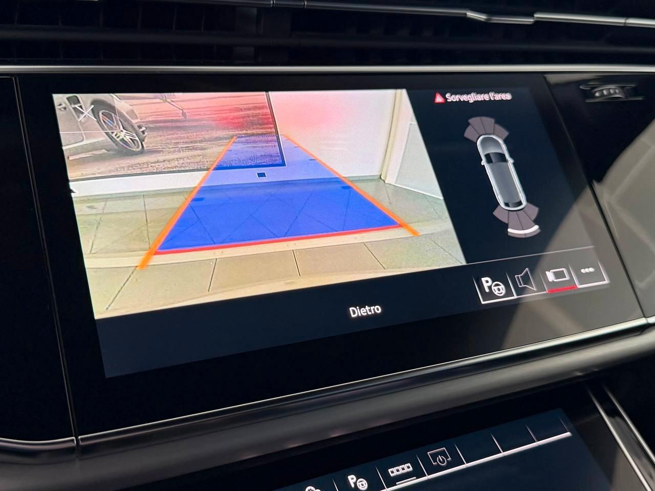 AUDI Q8 50 TDI MHEV 286 CV 4WD MOD. S-LINE