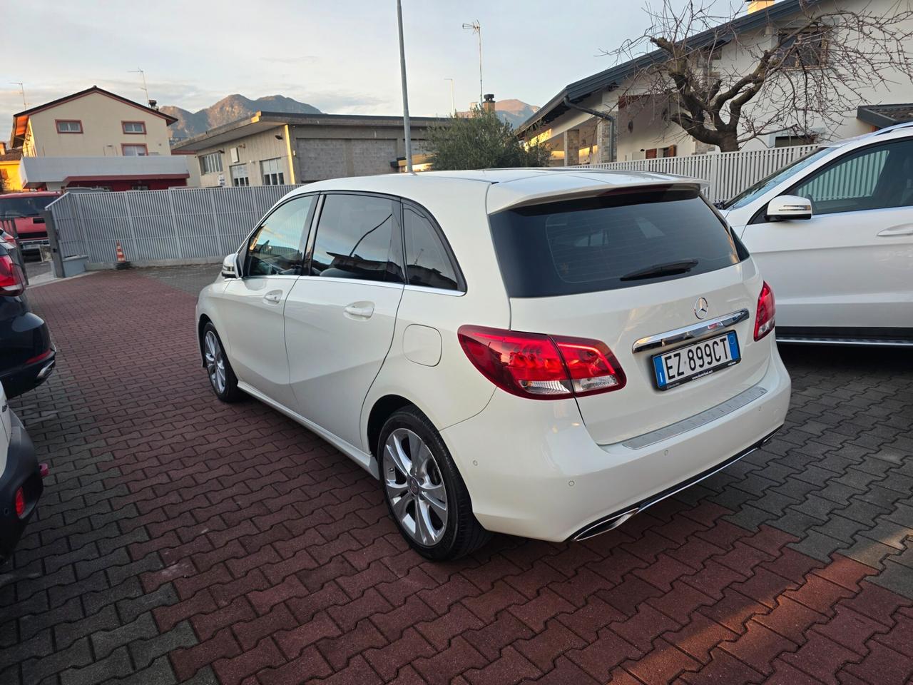 Mercedes-benz B 180 Premium perfetta e garantita 12 M