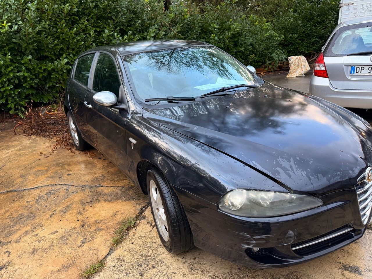 Alfa Romeo 147 1.9 JTD (120) 5 porte Distinctive