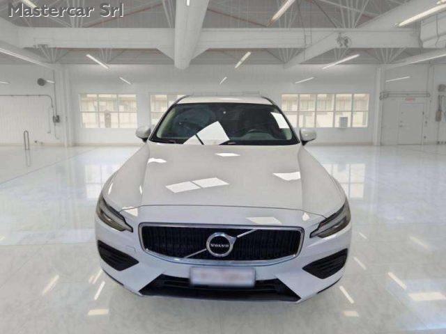 VOLVO V60 V60 II 2019 2.0 b4 Momentum Business Pro auto - GG