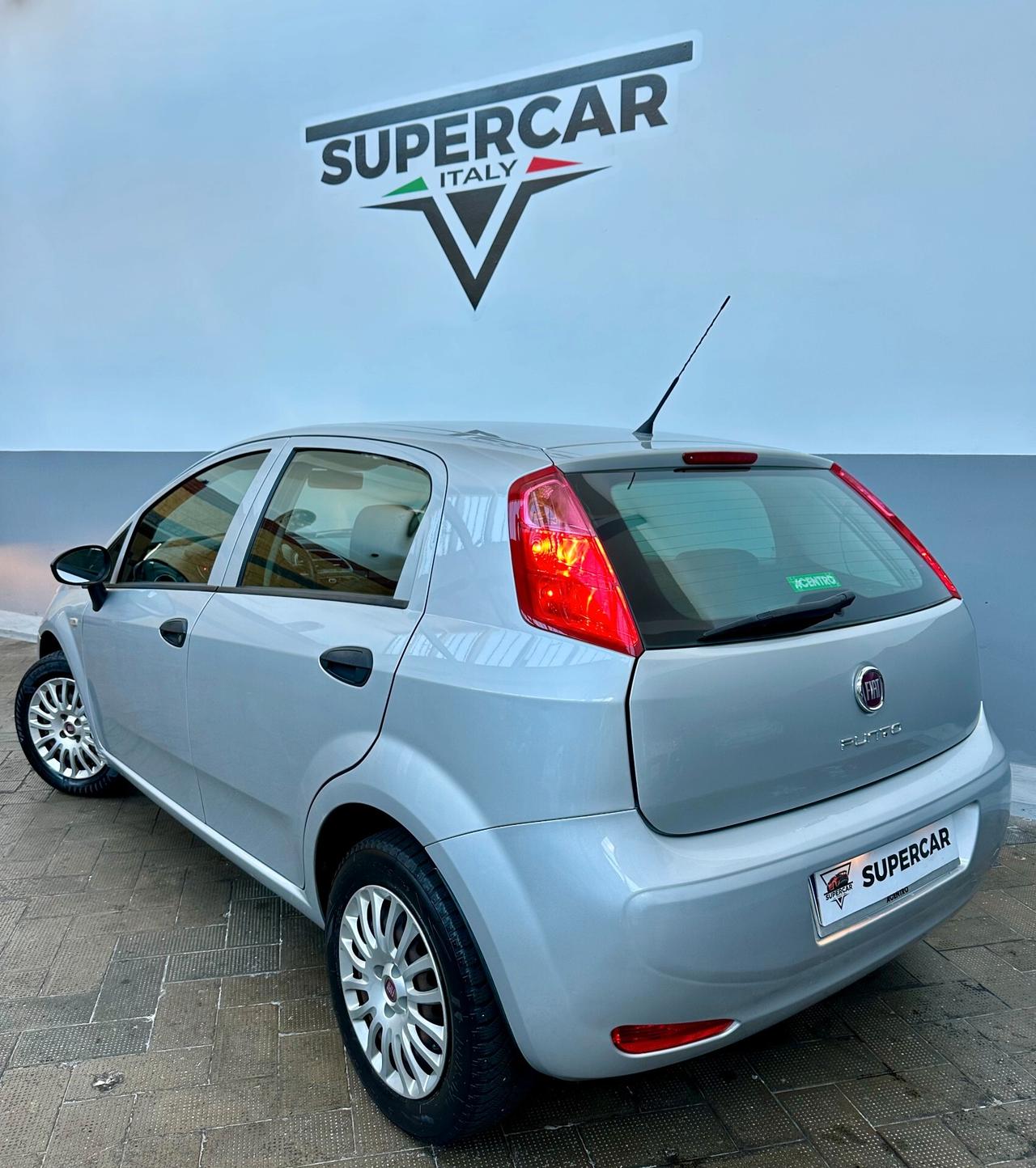 Fiat Punto 1.2 Benz, Euro 6, si neopat, uni propriet, perfetta