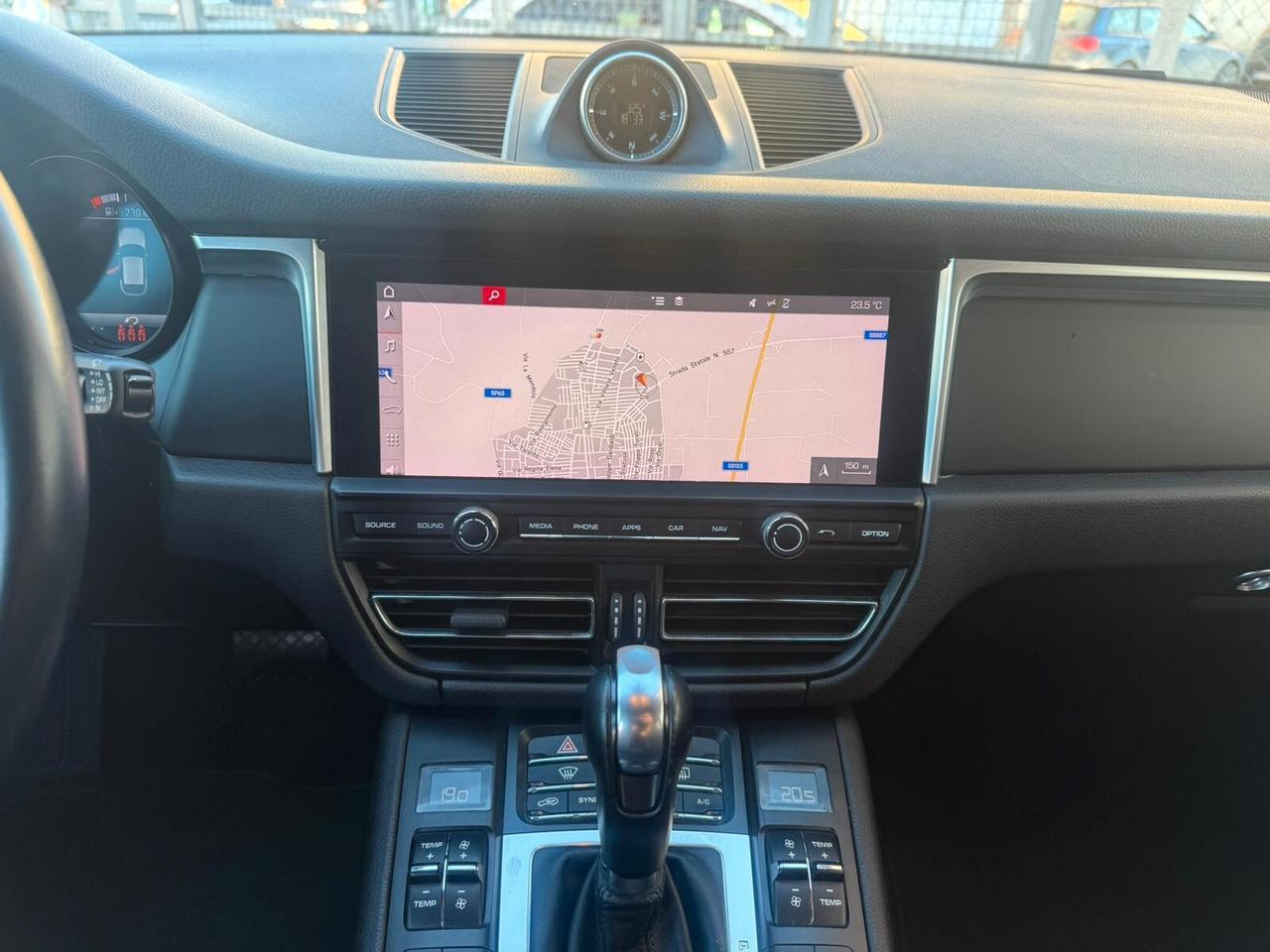 Porsche Macan 2.0 245cv