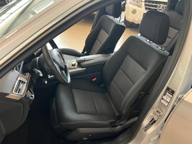 MERCEDES-BENZ E 220 BlueTEC S.W. 4Matic Automatic Business
