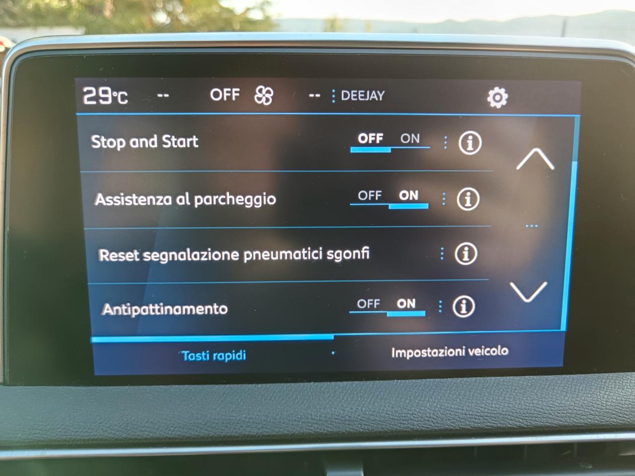 Peugeot 3008 BLUEHDI 130CV BUSINESS PERFETTA
