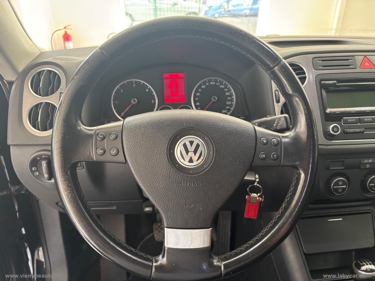 VOLKSWAGEN Tiguan 2.0 16V TDI Sport & Style