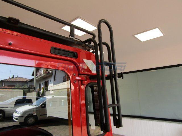 LAND ROVER Defender 90 2.5 84 CV 3 porte 6 POSTI