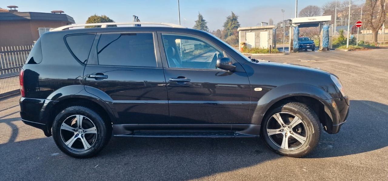Ssangyong REXTON II 2.7 XDi TOD Luxury