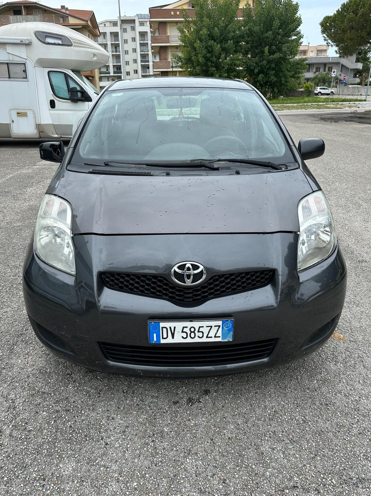 Toyota Yaris 2^serie 1.0 5 porte 2009