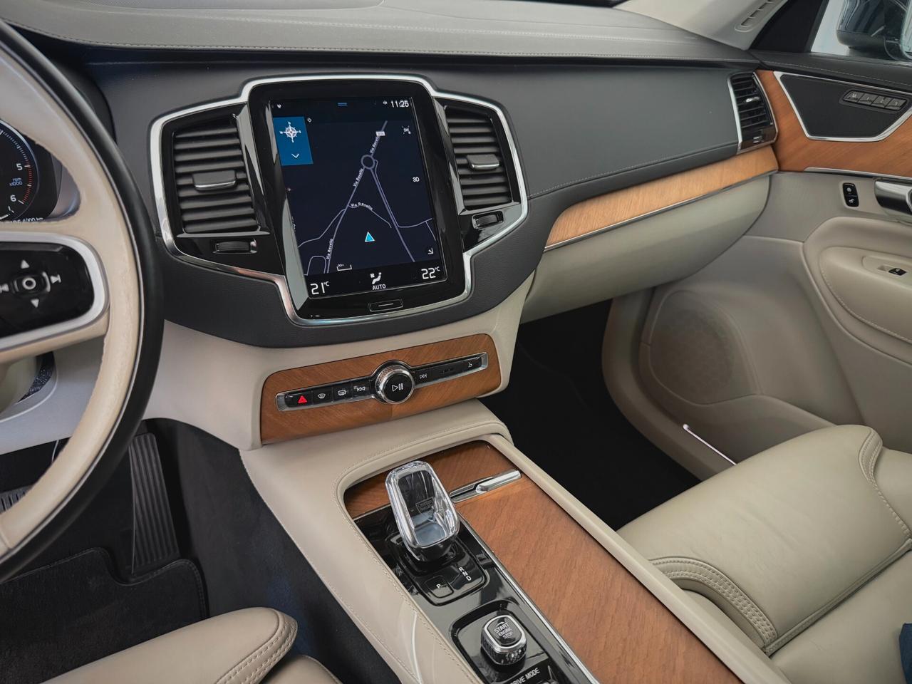 Volvo XC90 Inscription B5 7 posti