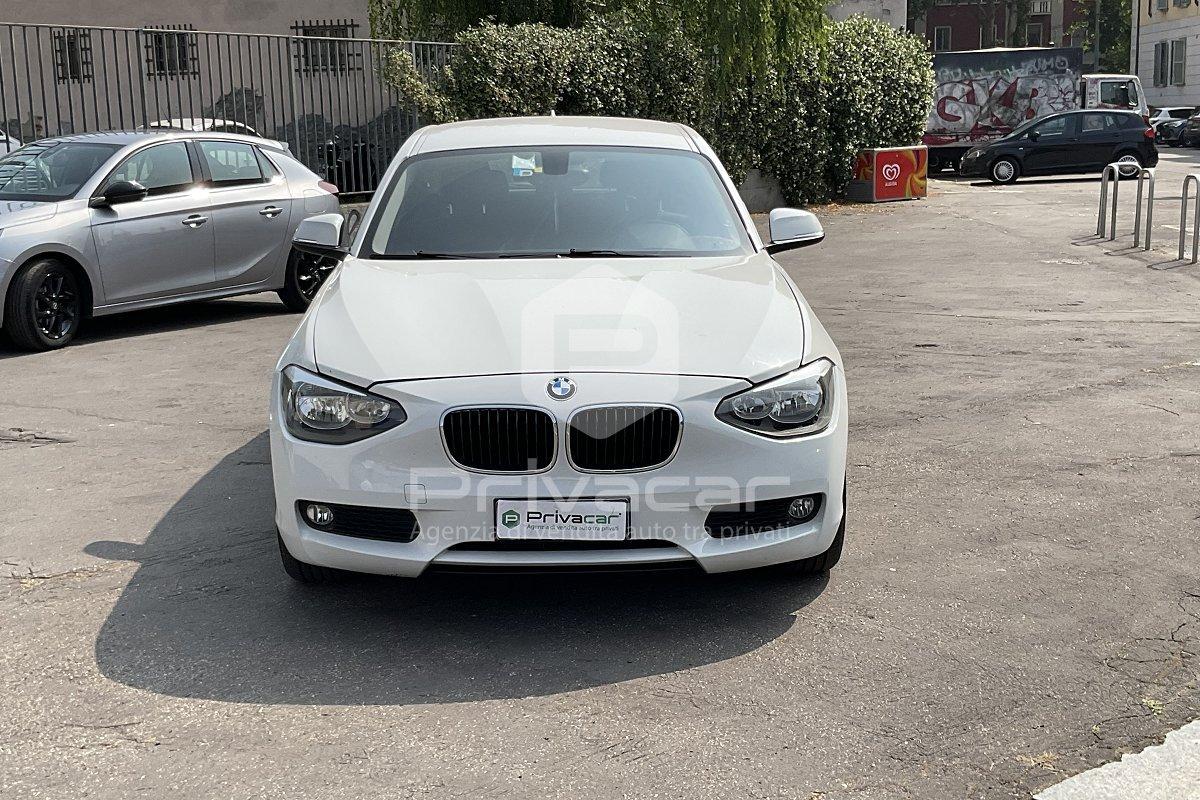 BMW 116i 5p. Joy