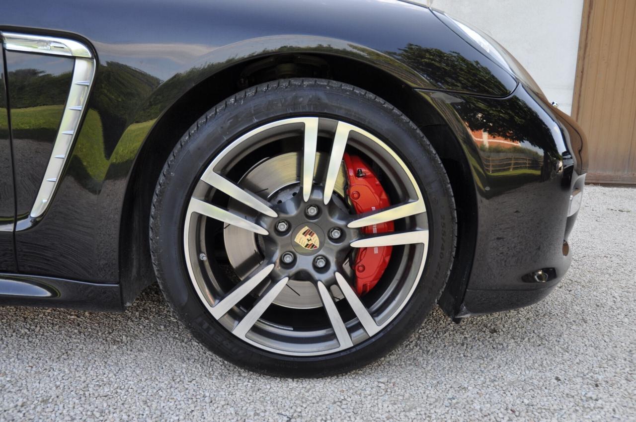 Porsche Panamera 4.8 Turbo S