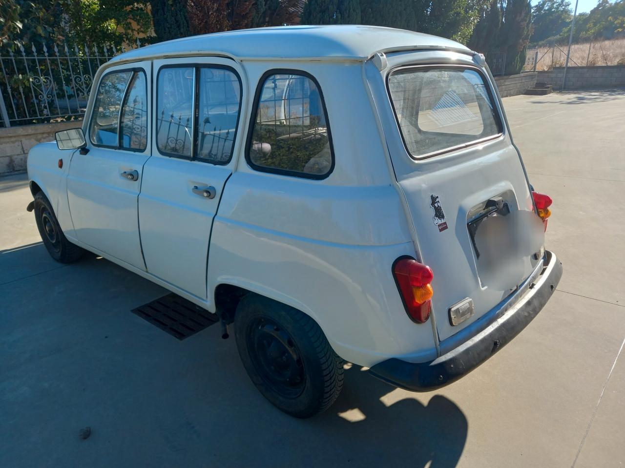 Renault R 4 tl