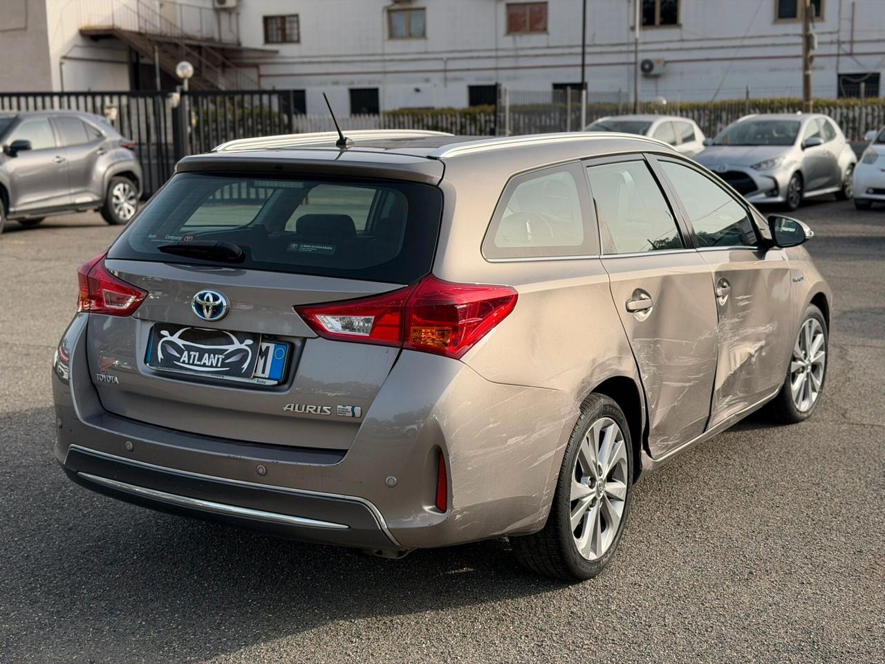 Toyota Auris Touring Sports 1.8 Hybrid Lounge