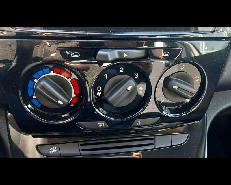 Lancia Ypsilon 1.0 FireFly 5 porte S&S Hybrid Gold Plus