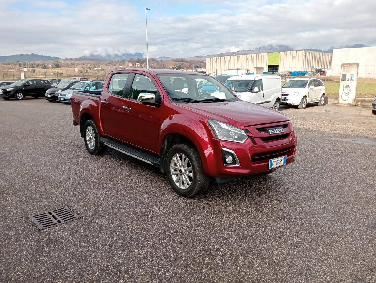 Isuzu D-Max 1.9 Crew Cab 4X4 A/T 4WD