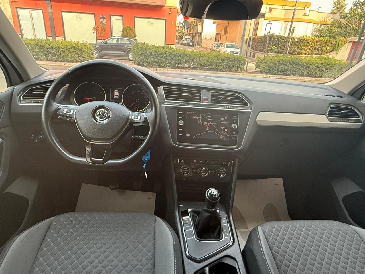 Volkswagen Tiguan 1.6 TDI SCR Business BlueMotion Technology