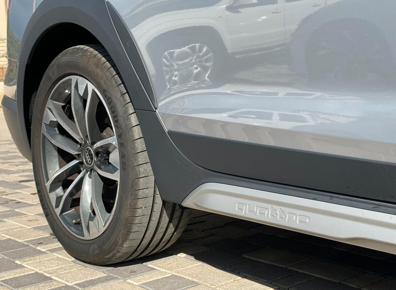 Audi A4 allroad Business Evolution 2.0 TDI 204 CV S tronic mhev 40