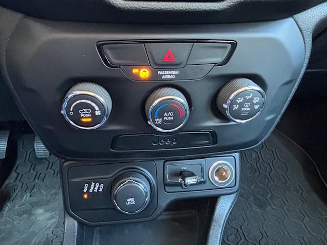 Jeep Renegade 2.0 Mjt 4WD Active Drive Sport