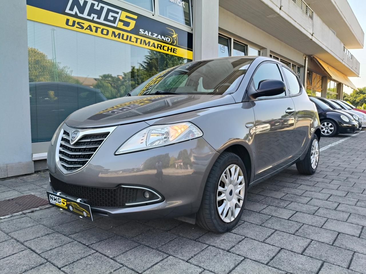 Lancia Ypsilon 1.2 69 CV 5 porte S&S Gold