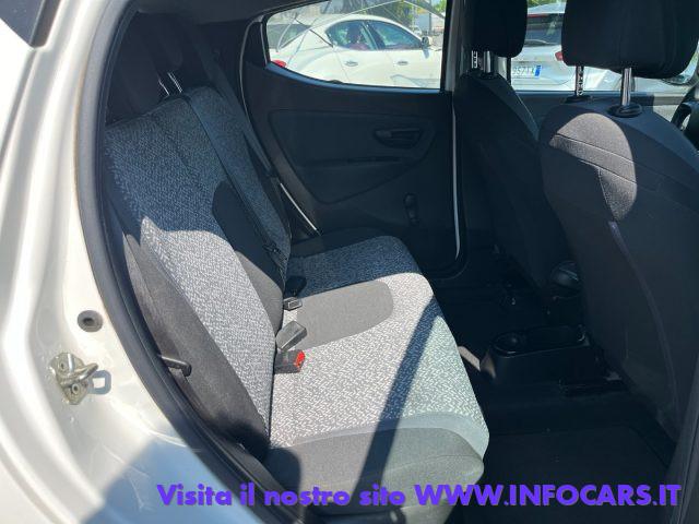 LANCIA Ypsilon 1.0 FireFly 5p S&S Hybrid Ecochic Silver PROMO