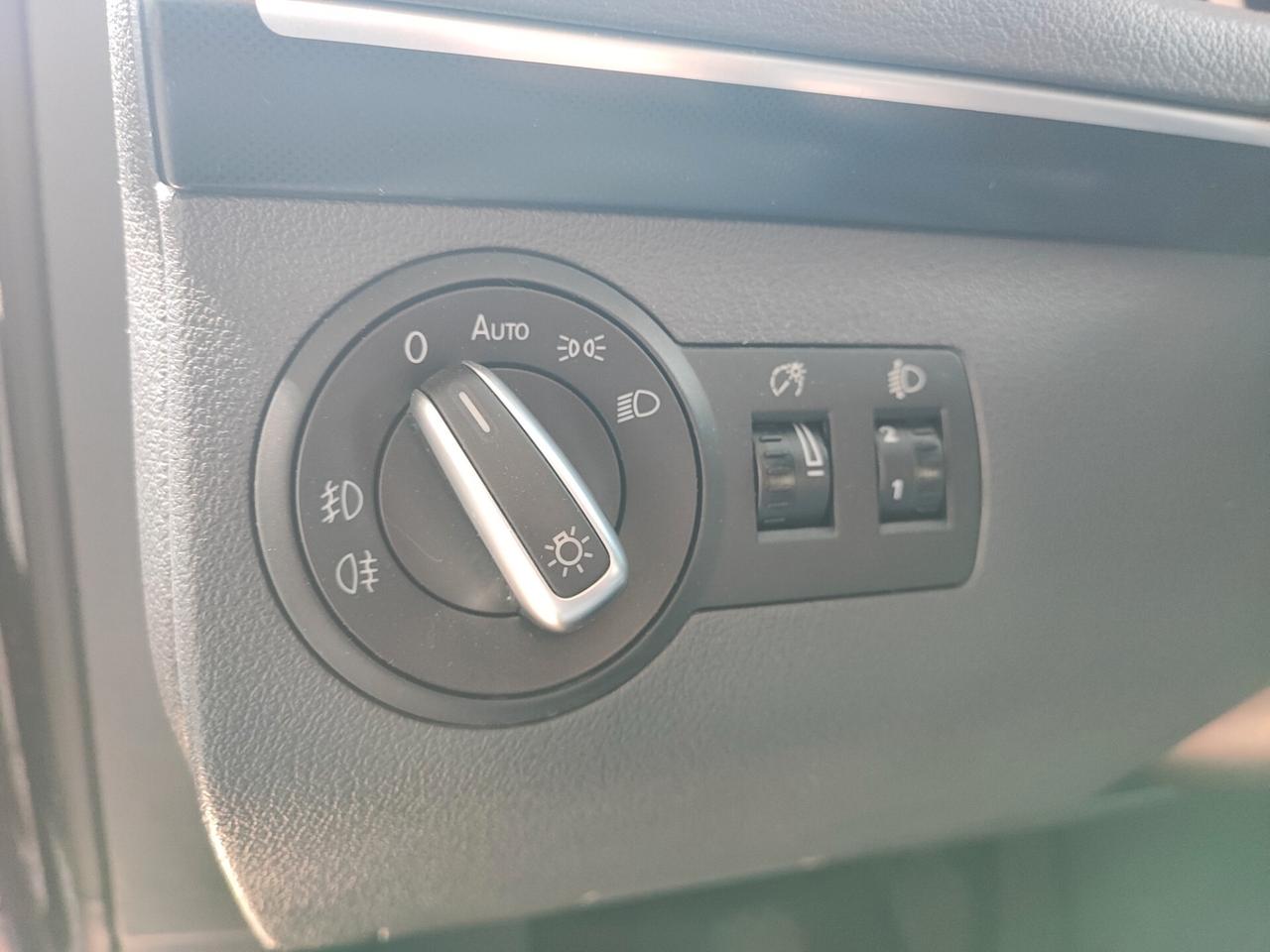 Volkswagen Touran Business 1.4 Highline EcoFuel