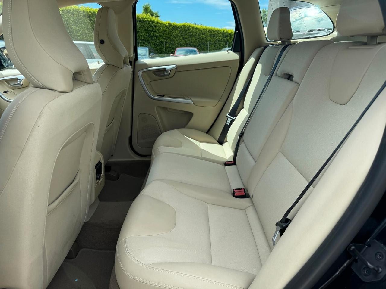 Volvo XC 60 XC60 D3 Geartronic Summum