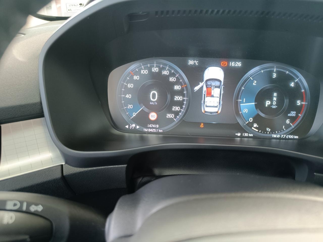 Volvo XC40 D3 AWD Geartronic Momentum Pro