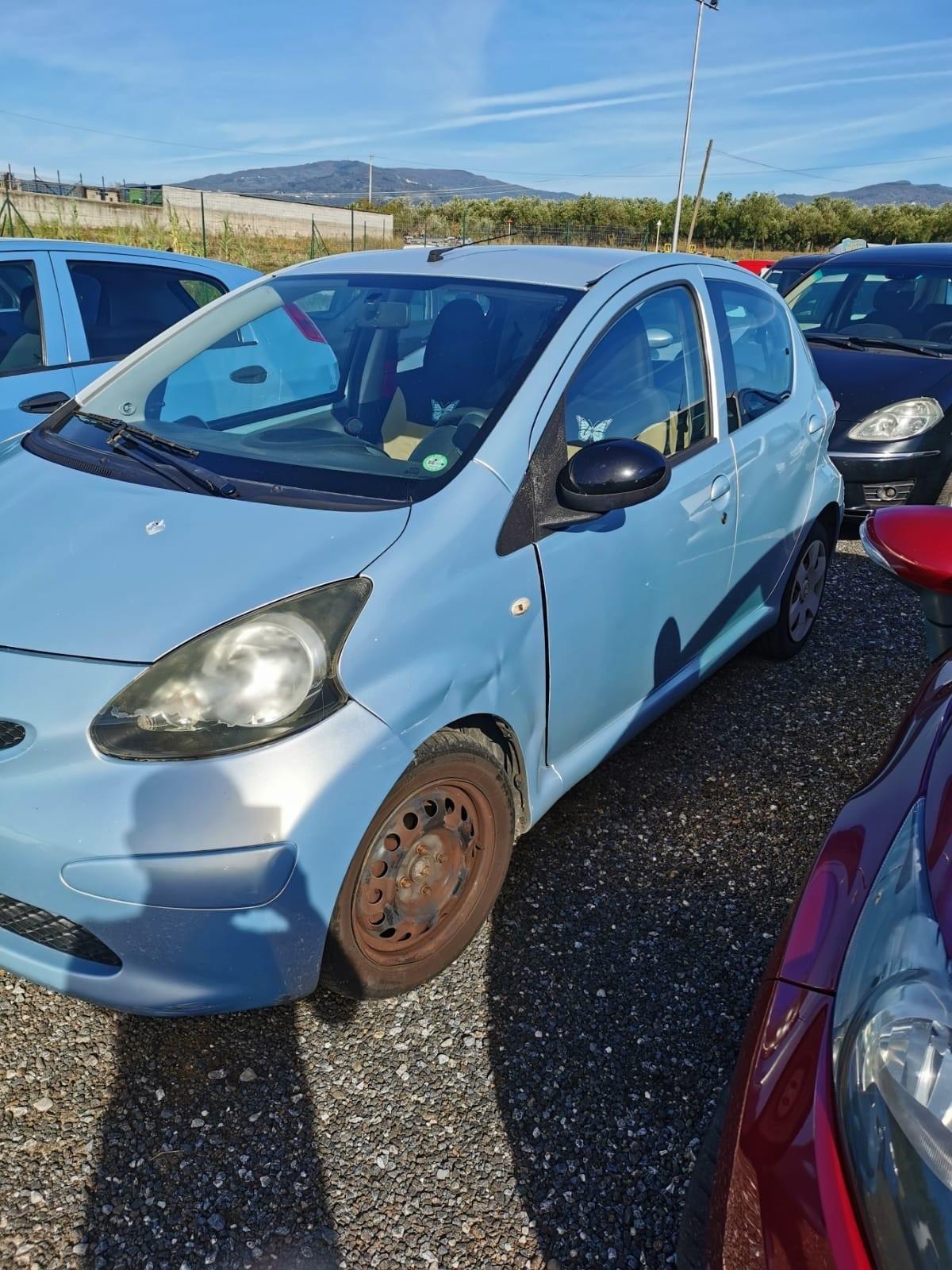 Toyota Aygo 1.0 12V VVT-i 5 porte Sol