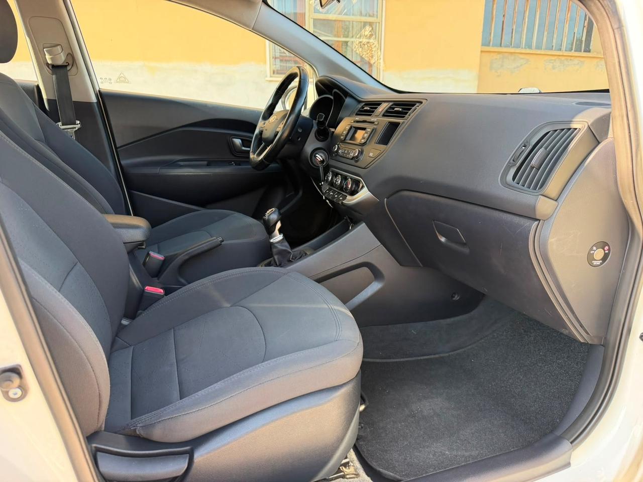 Kia Rio 1.1 CRDi WGT 5p. EX