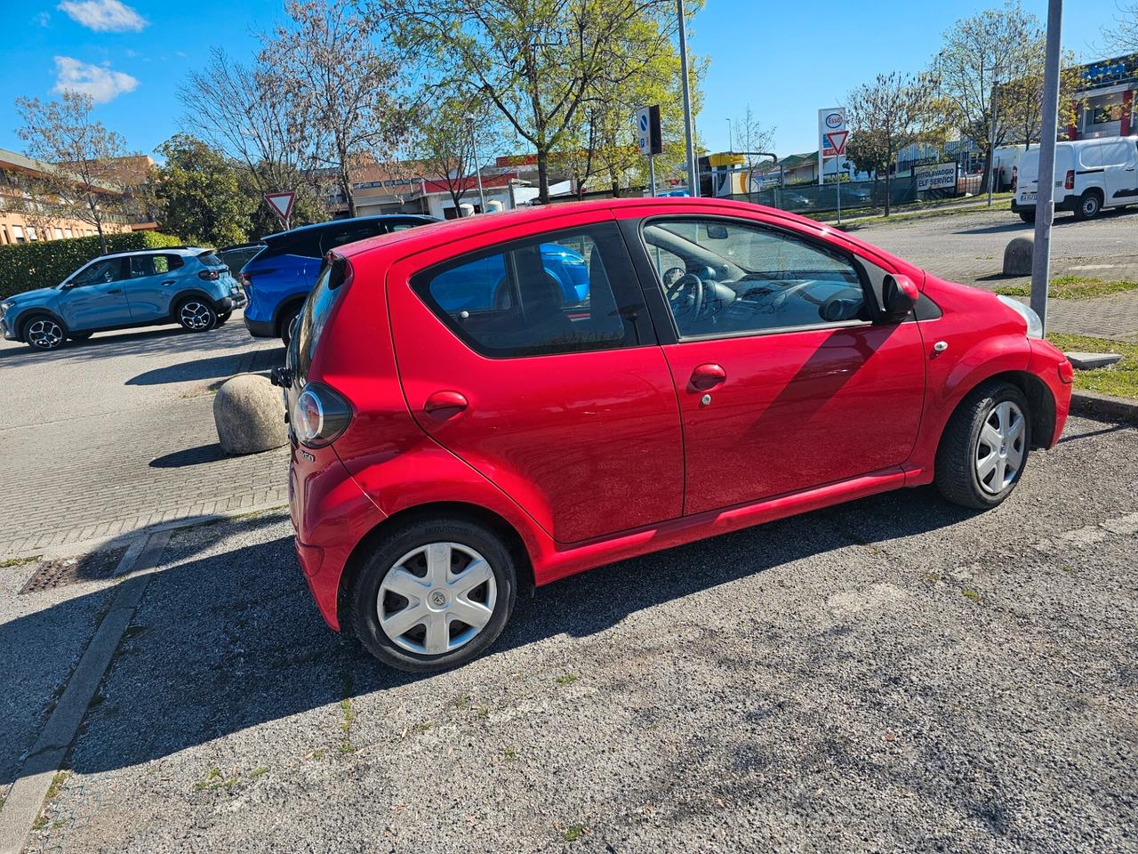Toyota Aygo 1.0 12V VVT-i 5 porte Now