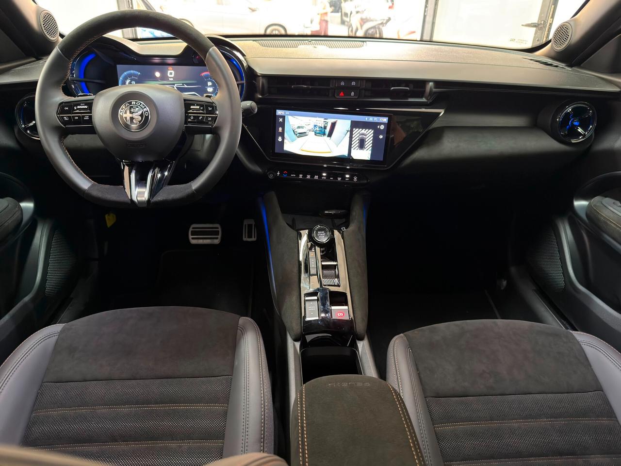 Alfa Romeo Junior 1.2 145 CV Hybrid eDCT6 Q4 Intensa Km0