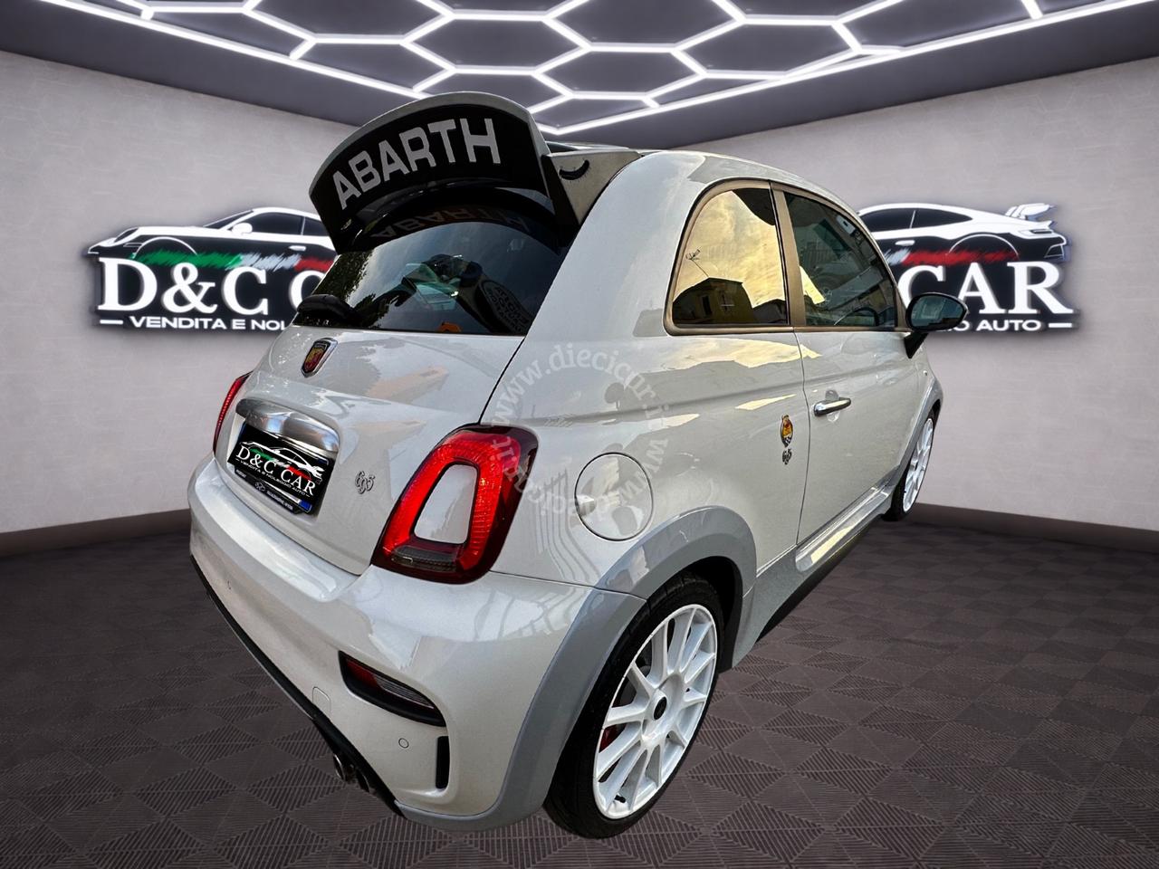Abarth 695 70TH 180cv NAVI SABELT XENO AUDIO BEATS FULL
