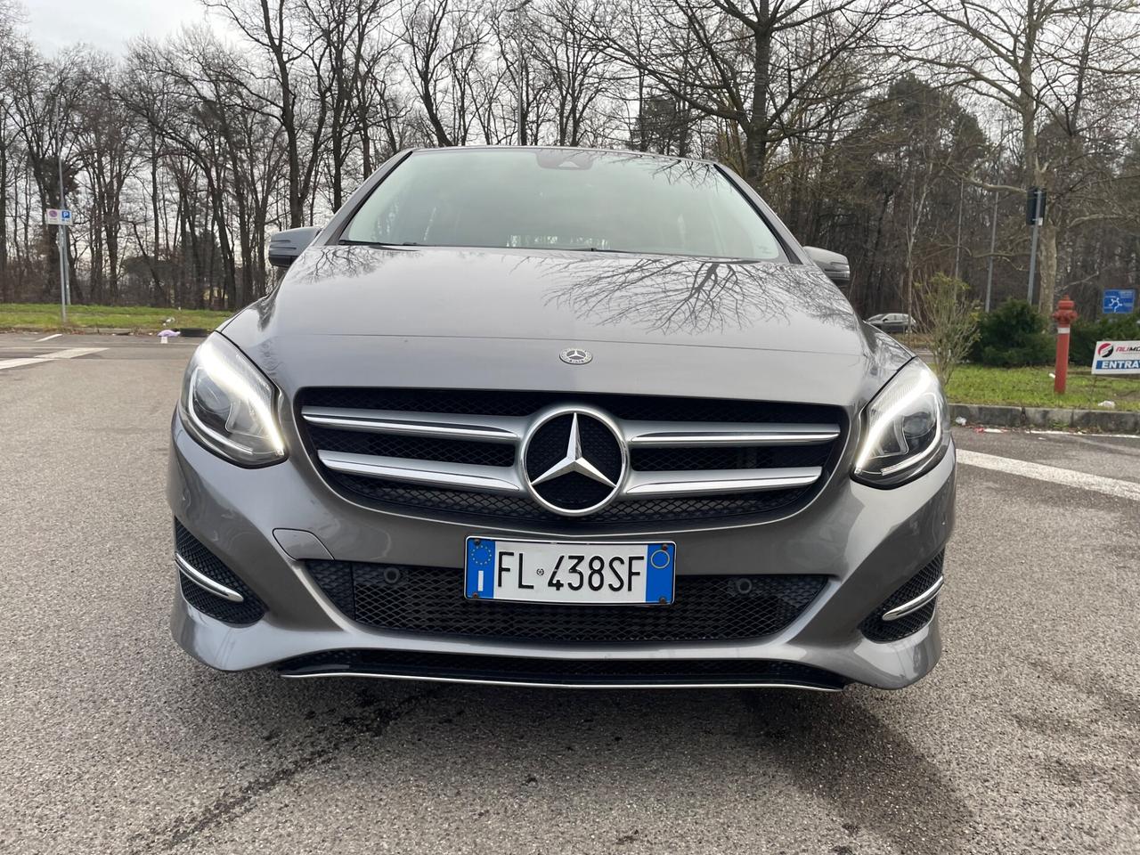 Mercedes-benz B 180 d Automatik Premium*Neopatentati*Solo 44000Km*Euro6