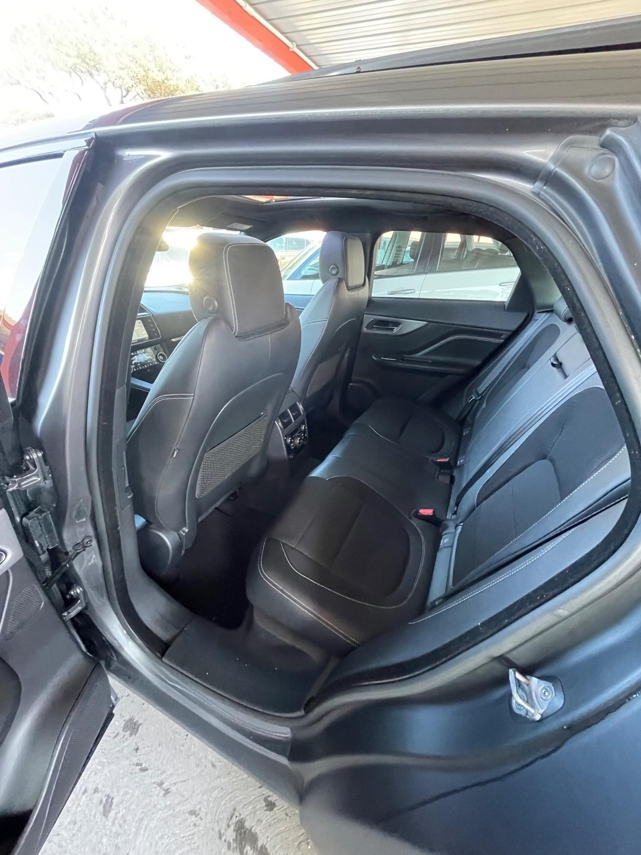 F-Pace 2.0 D 180 CV AWD R-Sport-strafull-rate-garanzia