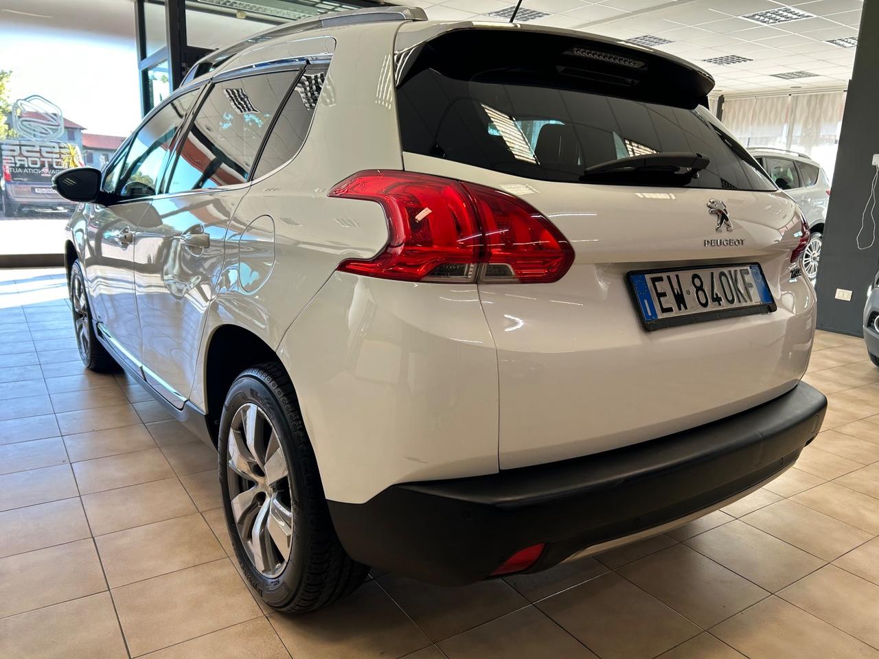 Peugeot 2008 - 2014 1.2 PureTech 1.2 82cv 87.000KM
