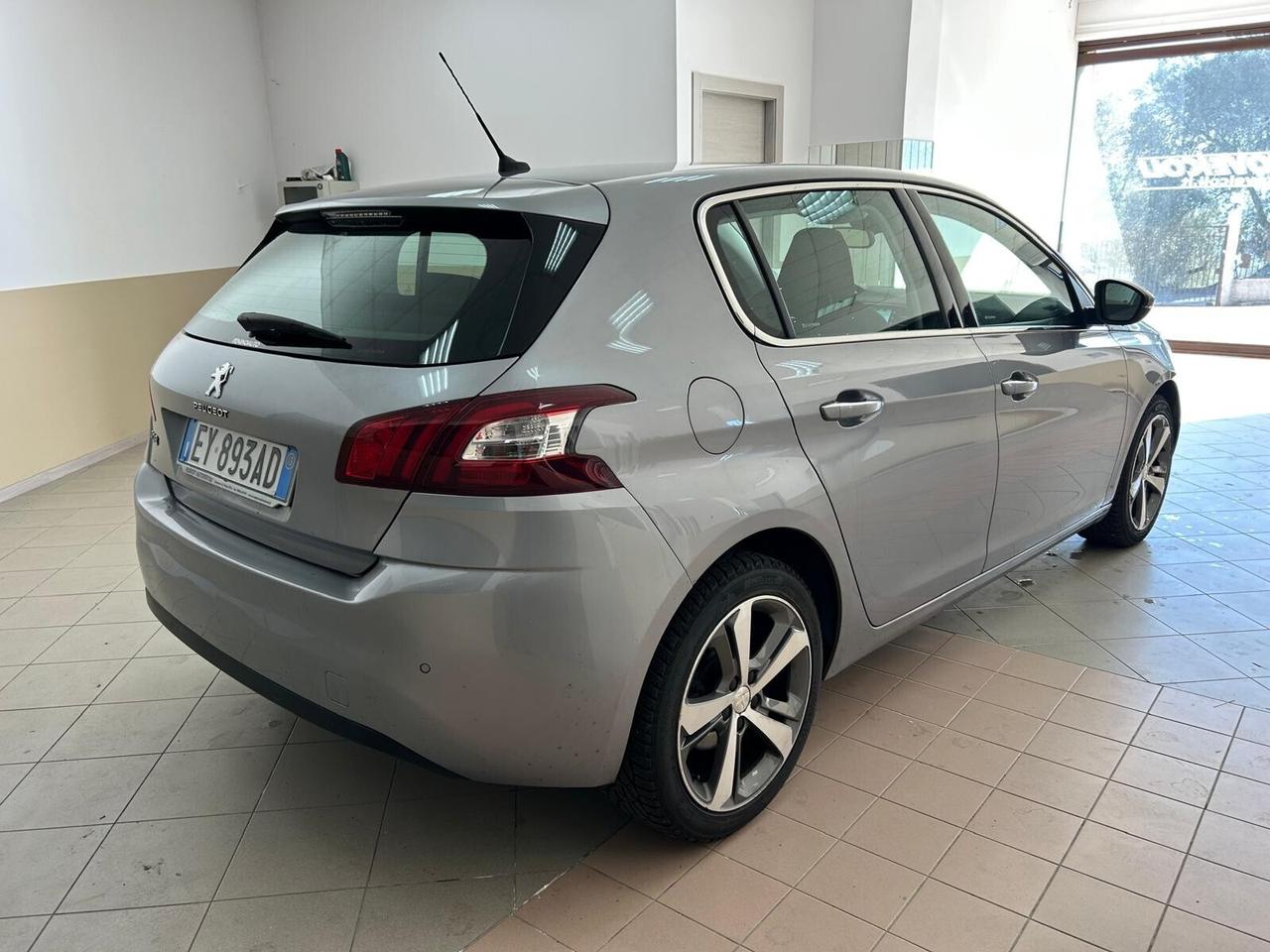 Peugeot 308 1.6 e-HDi 115 CV Stop&Start Allure