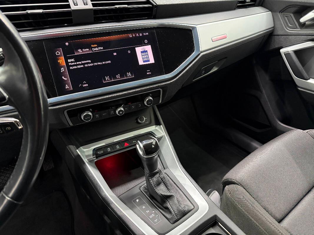 Audi Q3 Sportback Audi Q3 SportBack 35 2.0 tdi Business Plus s-tronic