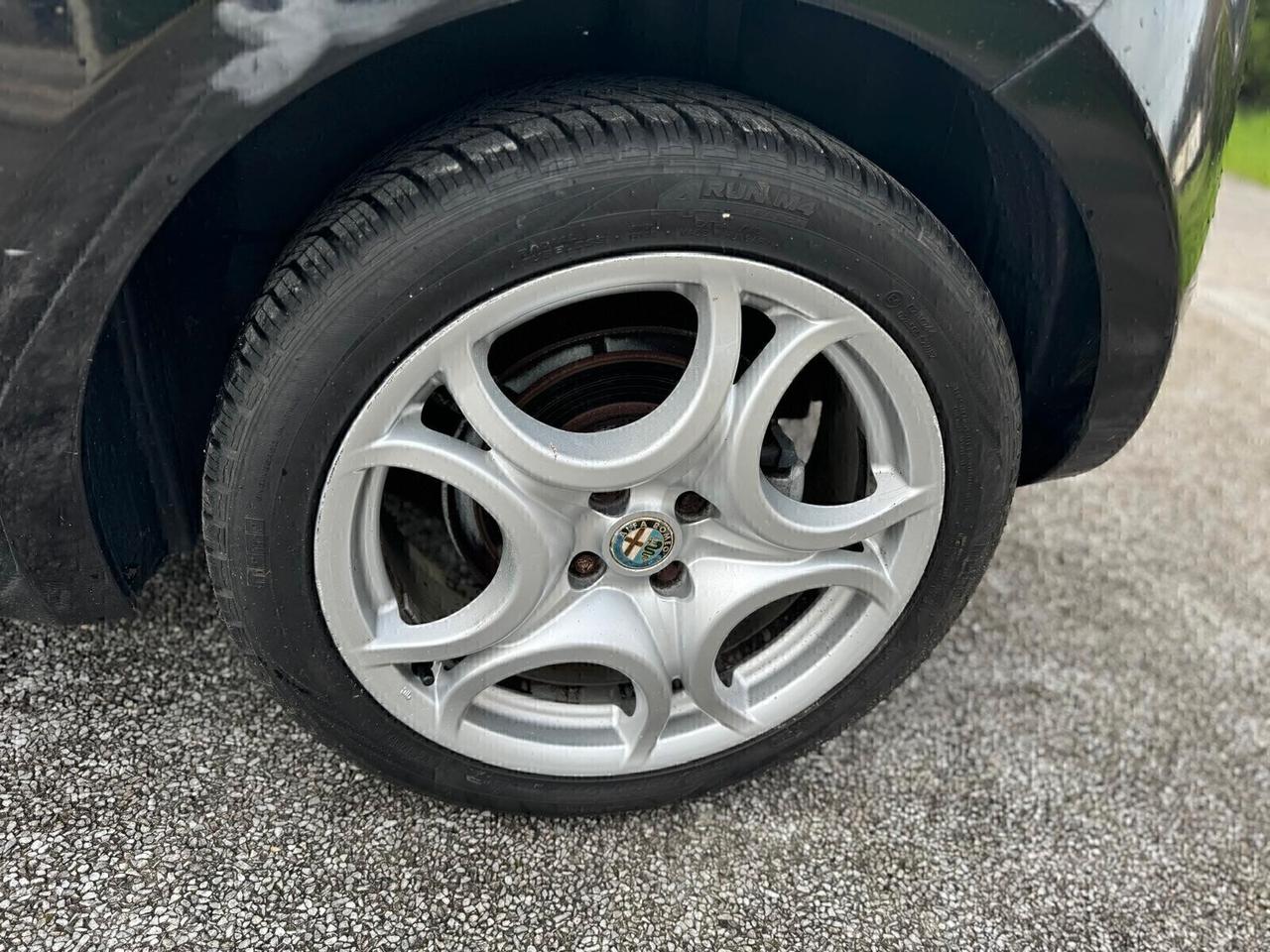 Alfa Romeo MiTo 1.6 JTDm 16V Distinctive Sport Pack