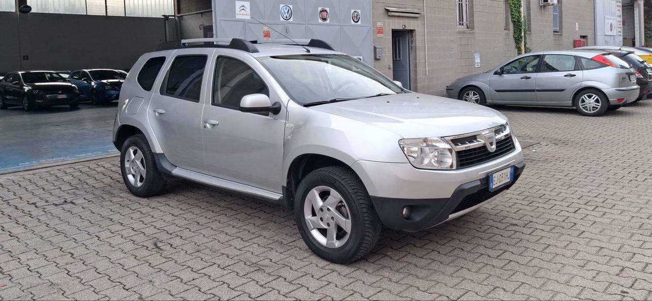 Dacia Duster 1.6 Lauréate Gancio traino
