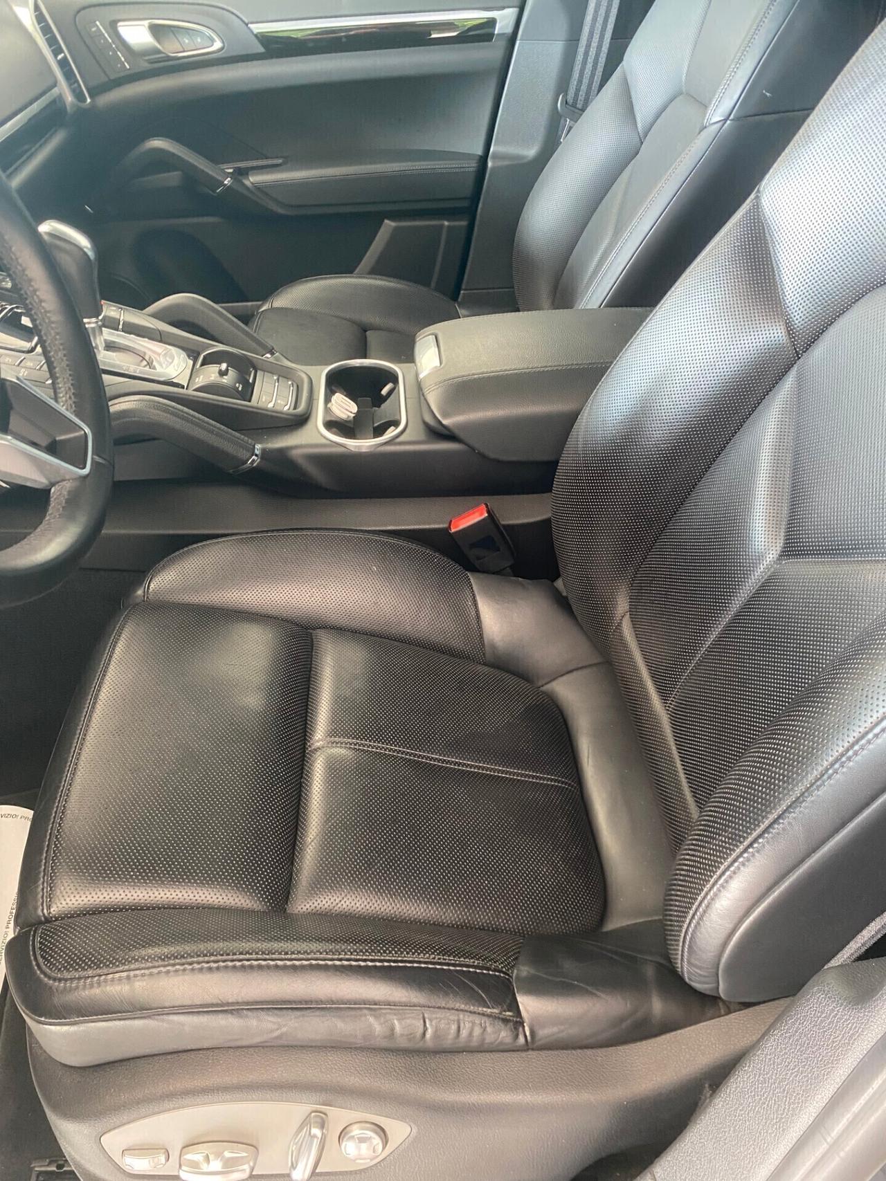 Audi A4 Avant 2.0 TDI 190 CV clean diesel Business Plus