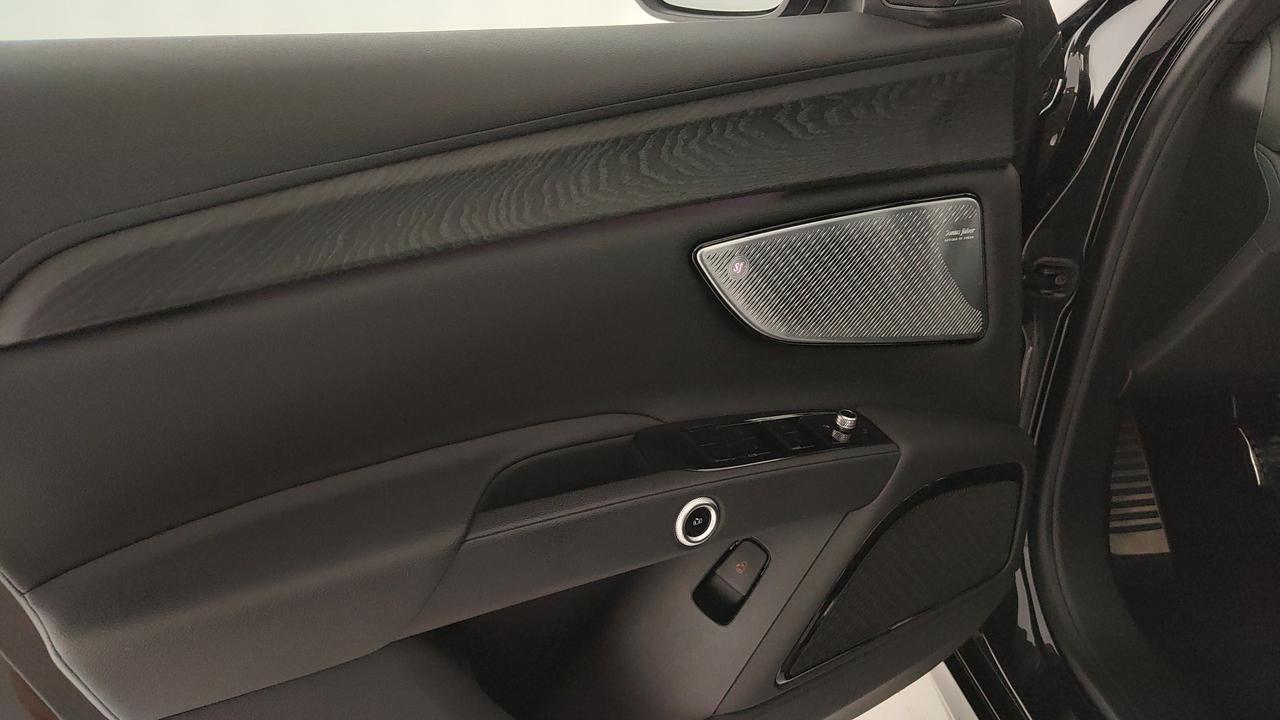 MASERATI Grecale 2.0 mhev GT 300cv auto