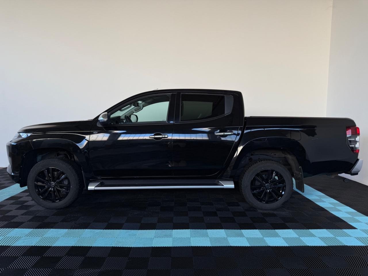 Mitsubishi L200 150CV 2.3 D Double Cab 4x4 Hurricane