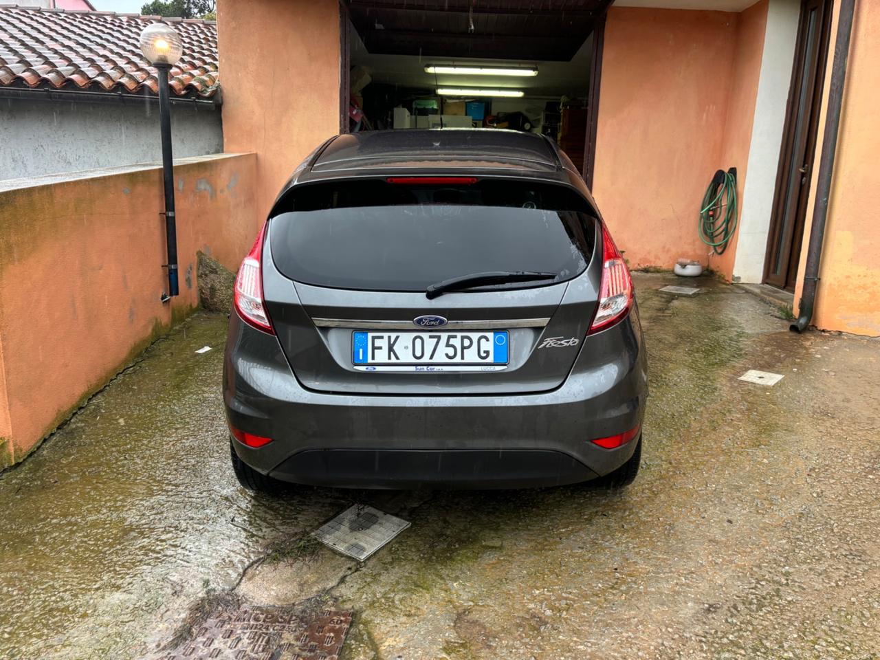 Ford Fiesta 1.5 TDCi 75CV 5 porte Titanium