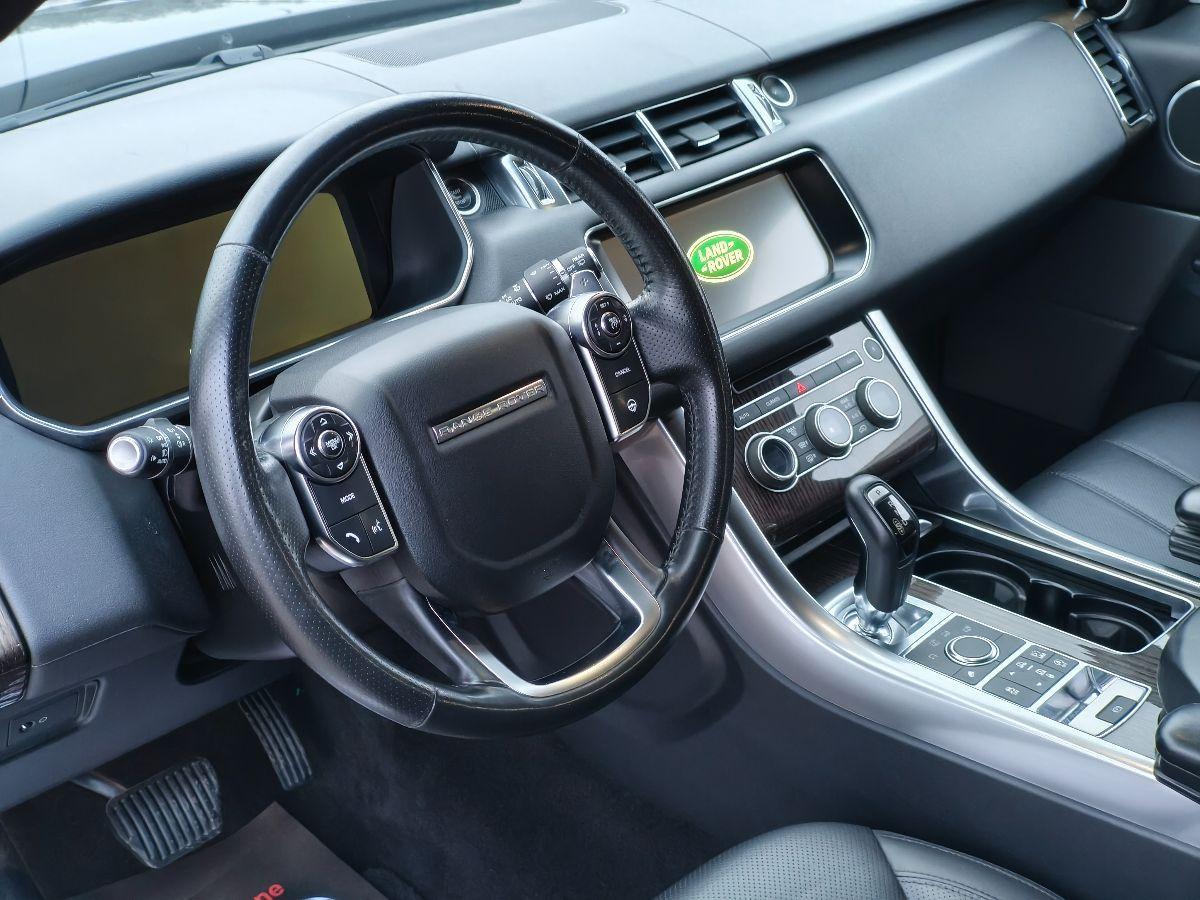 LAND ROVER Range Rover Sport 3.0 TDV6 HSE Dynamic