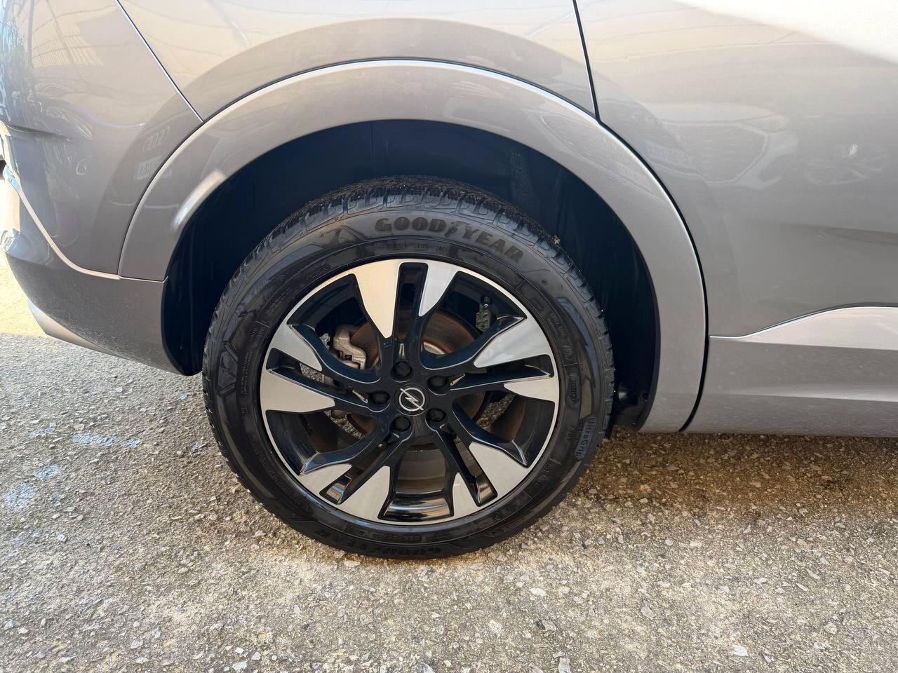 Opel Grandland 2022 1.5 130 AT8 Business Elegance