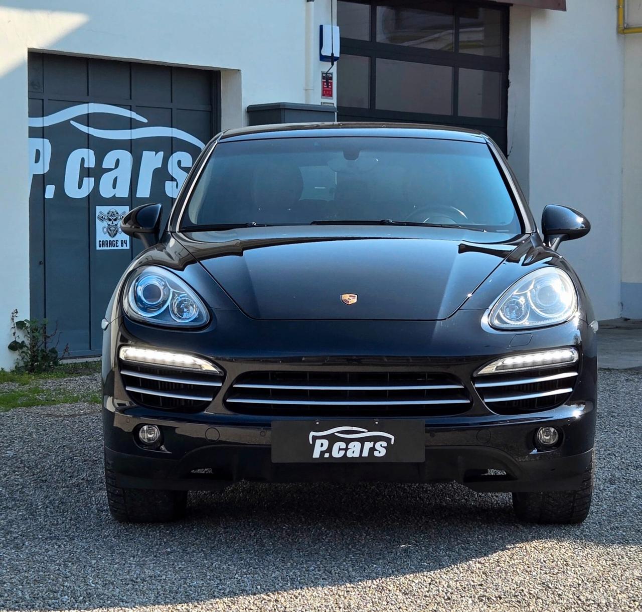 Porsche cayenne 3.0 V6 TDI platinum edition