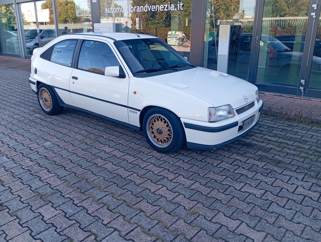Opel Kadett 2.0 3 porte GSi