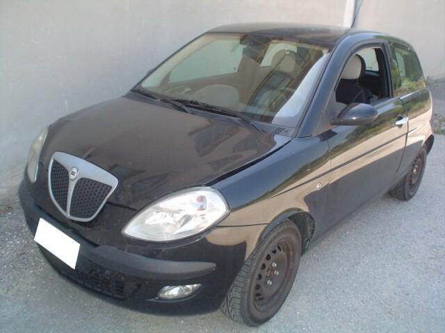 Lancia Ypsilon 1.3 MJT Momo Design